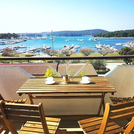 Apartment Dream View